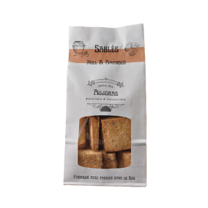 Golden honey and almond shortbreads, crunchy and delicately flavored